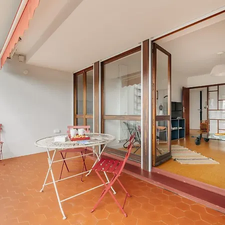 شقة Sixties 64 2 Bedrooms With A Balcony And Parking In بياريتز